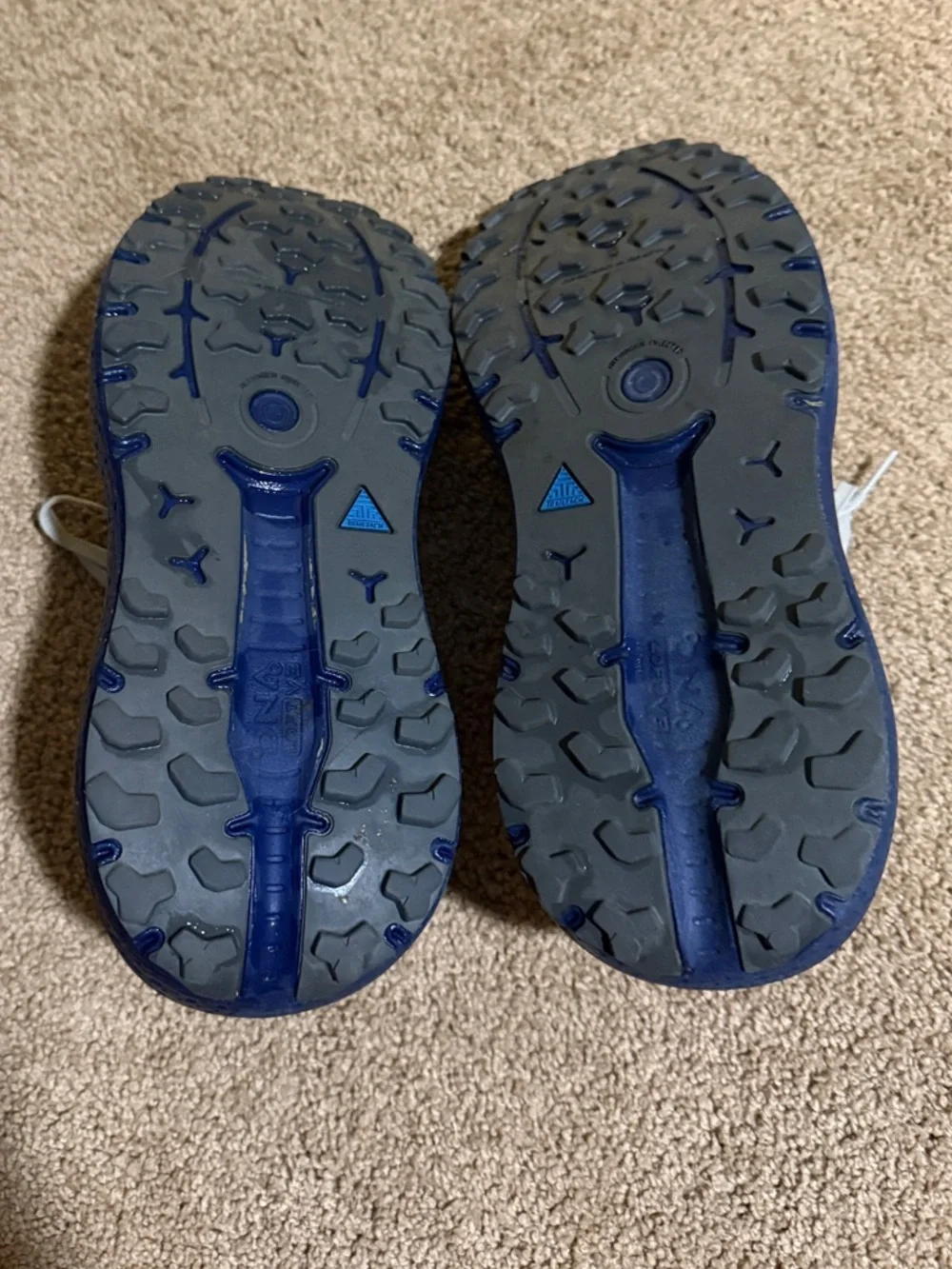 Brooks Men’s White and Blue Athletic Running Shoes